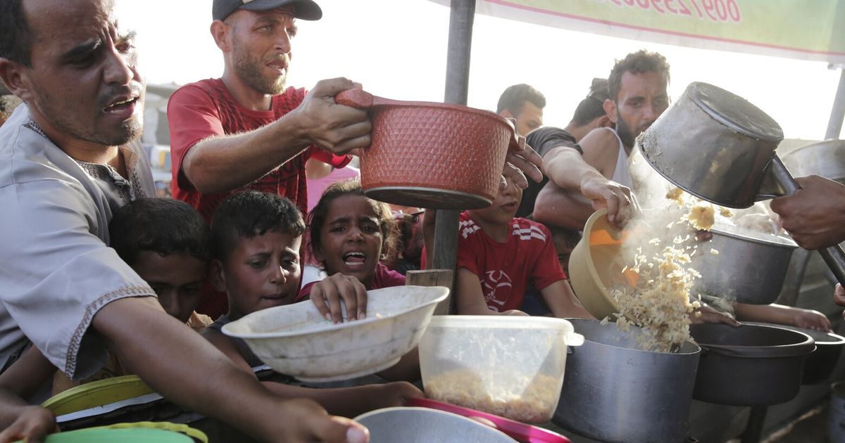 Half a million in Gaza face starvation, report says