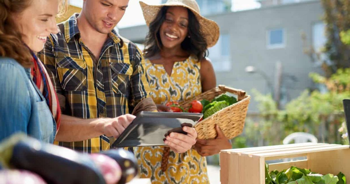 Farmer’s market bargains and how to find them
