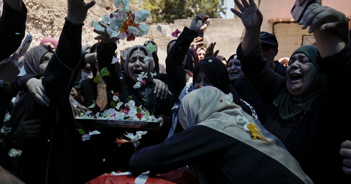 Tensiones en Oriente Medio: el número de muertos por el ataque con buscapersonas en Líbano aumenta a 12