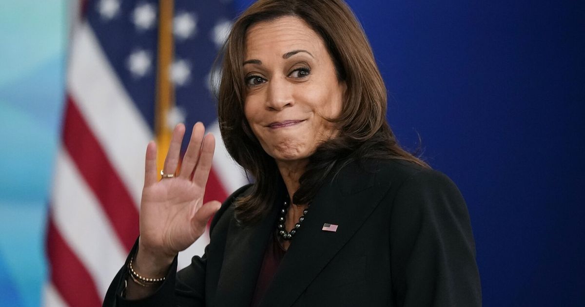 Here’s how Harris could take over Biden’s campaign cash if he drops out ...