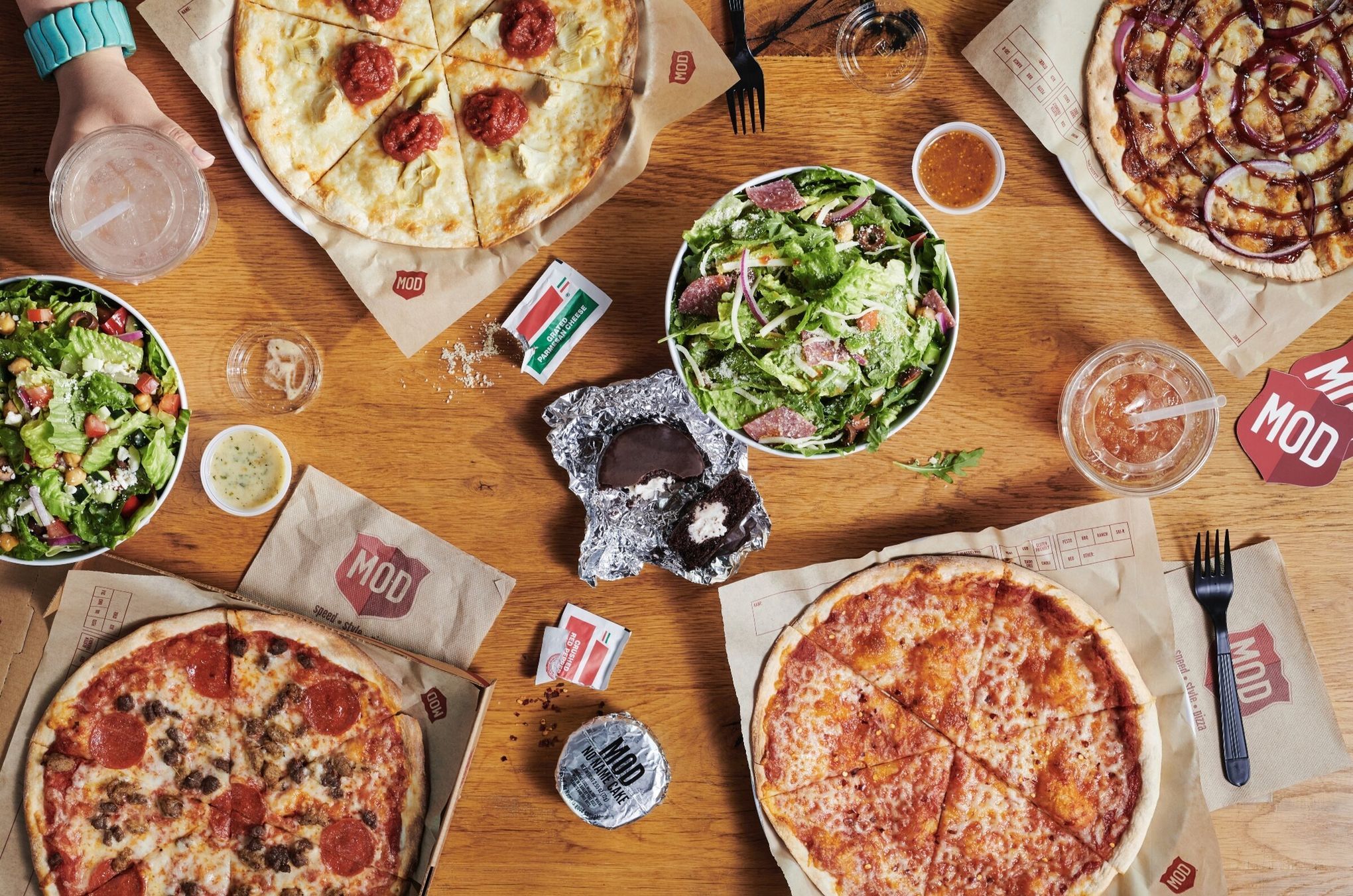 MOD Pizza acquired by California restaurant group | The Seattle Times