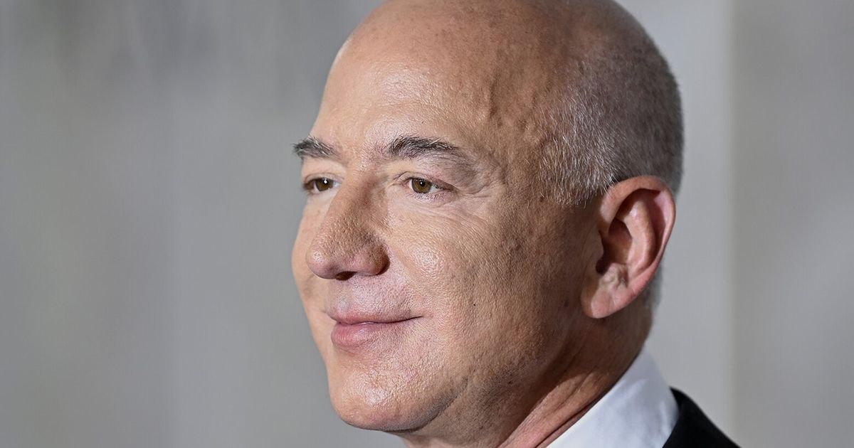 Jeff Bezos Invests $300 Million in Startup Building Robot Brains: Could This Change the World?