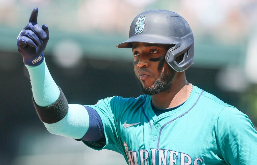 Mariners extra: Victor Robles continues hot-hitting stretch | The ...
