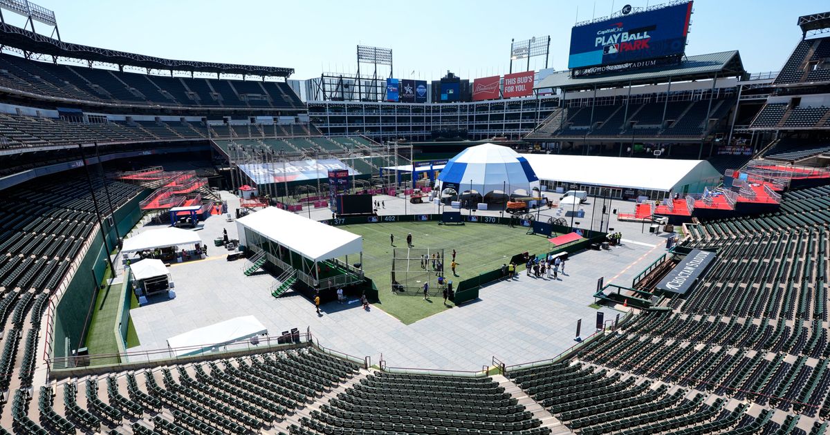 MLB All-Stars back in Arlington, where 11 future Hall of Famers started outside in Texas heat in ’95