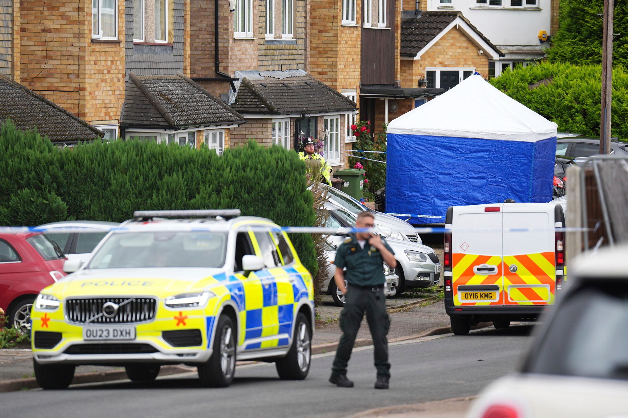 Man suspected of killing the family of BBC radio commentator has been  found, British police say | The Seattle Times