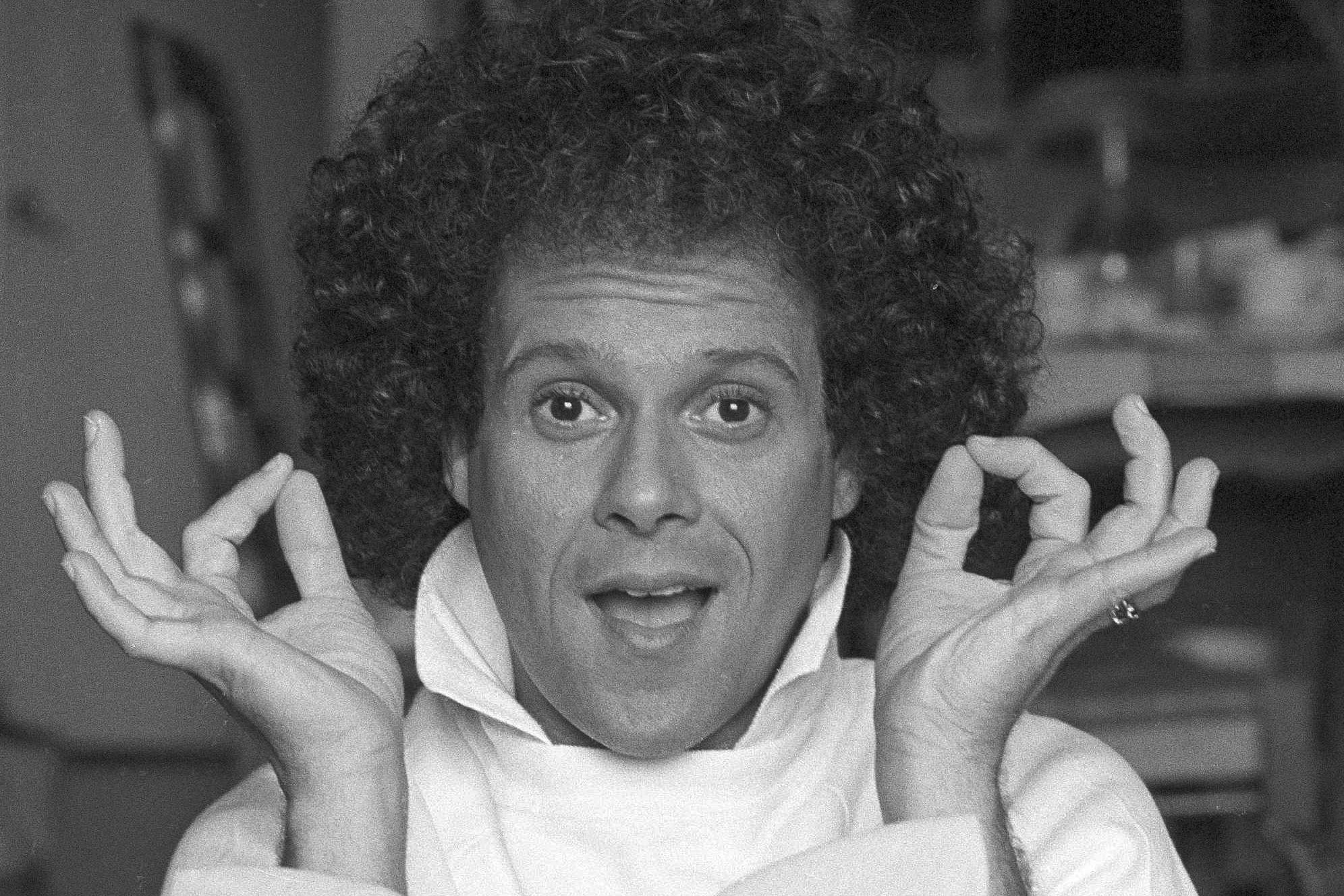 Richard Simmons, a fitness guru who mixed laughs and sweat, dies