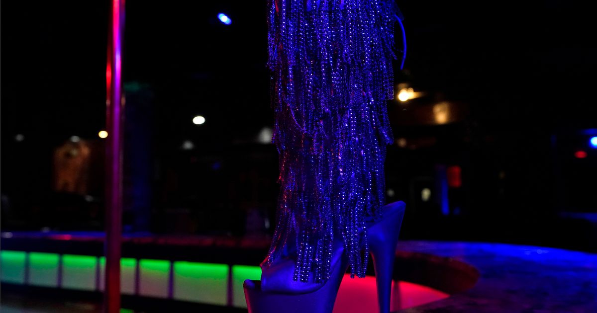 Stripper sues Florida over new age restrictions for workers at adult entertainment businesses