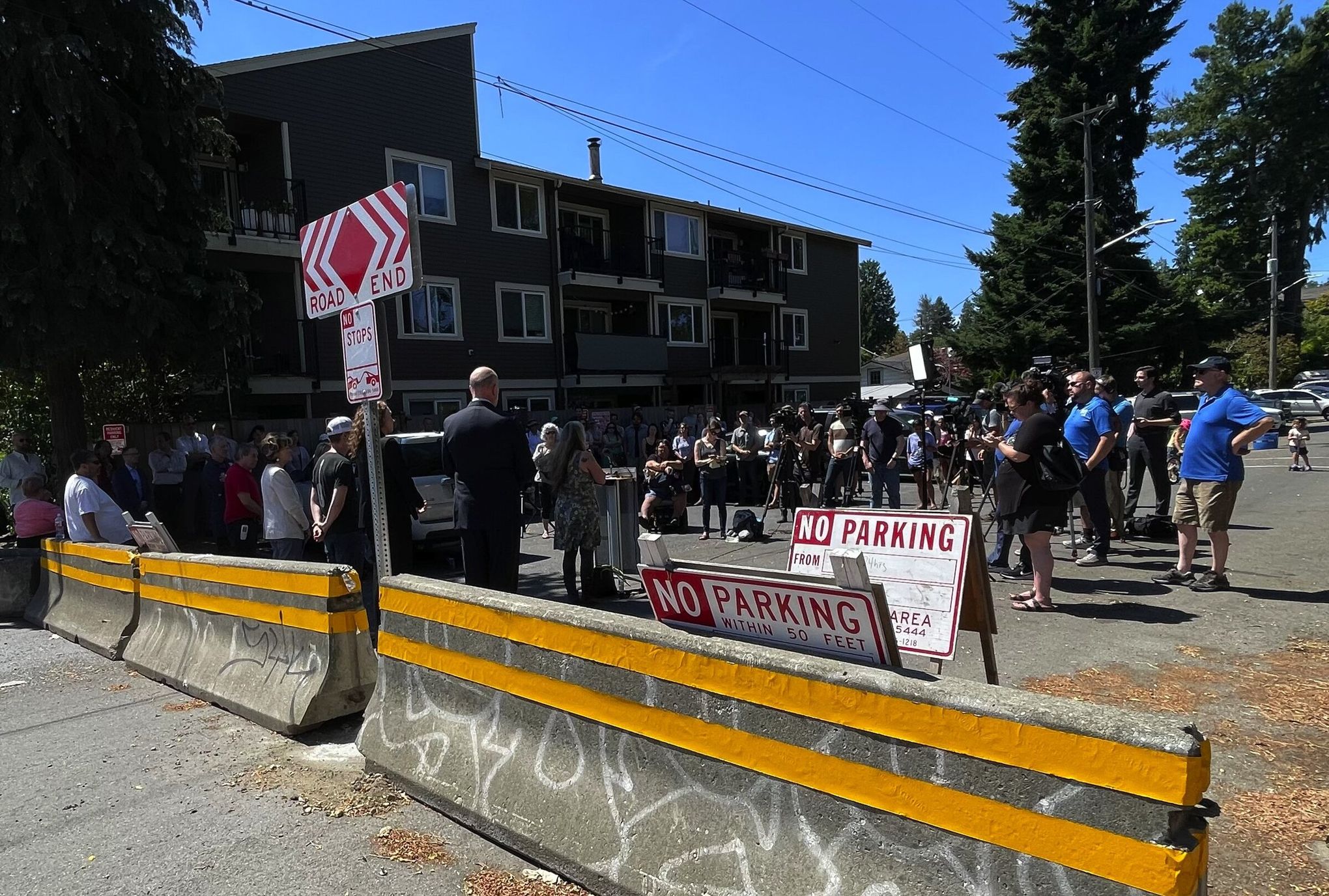 Prostitution loiter law, stay-out zone proposed to disrupt Aurora 'track' |  The Seattle Times