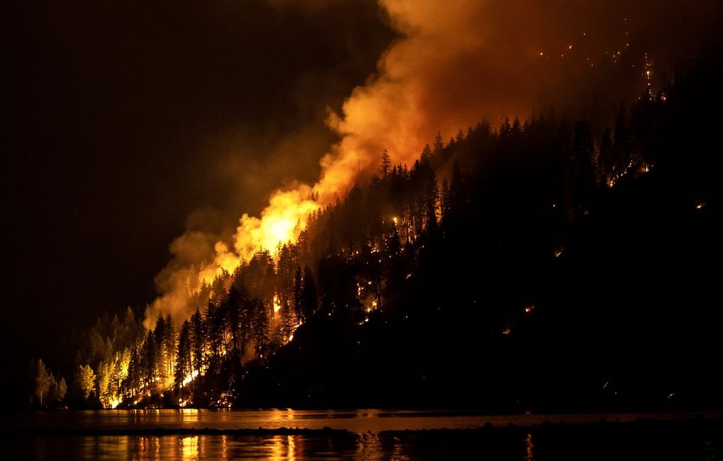 As Pioneer fire loomed, Stehekin welcomed Seattle Times photojournalist ...