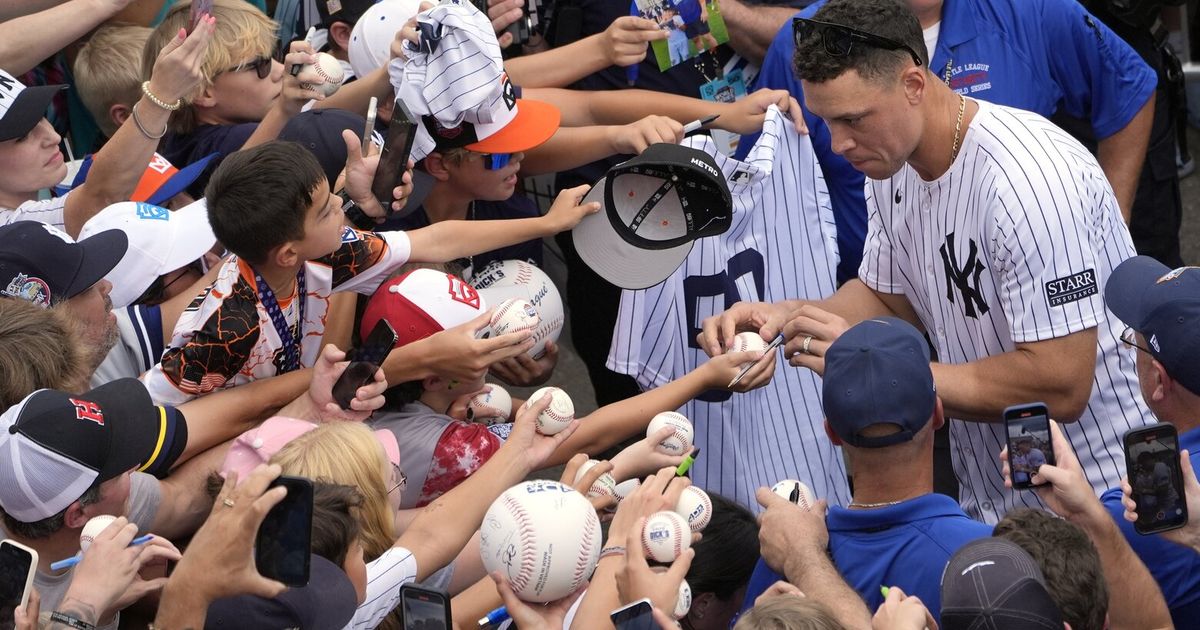 Mariners to play in 2025 Little League Classic | The Seattle Times