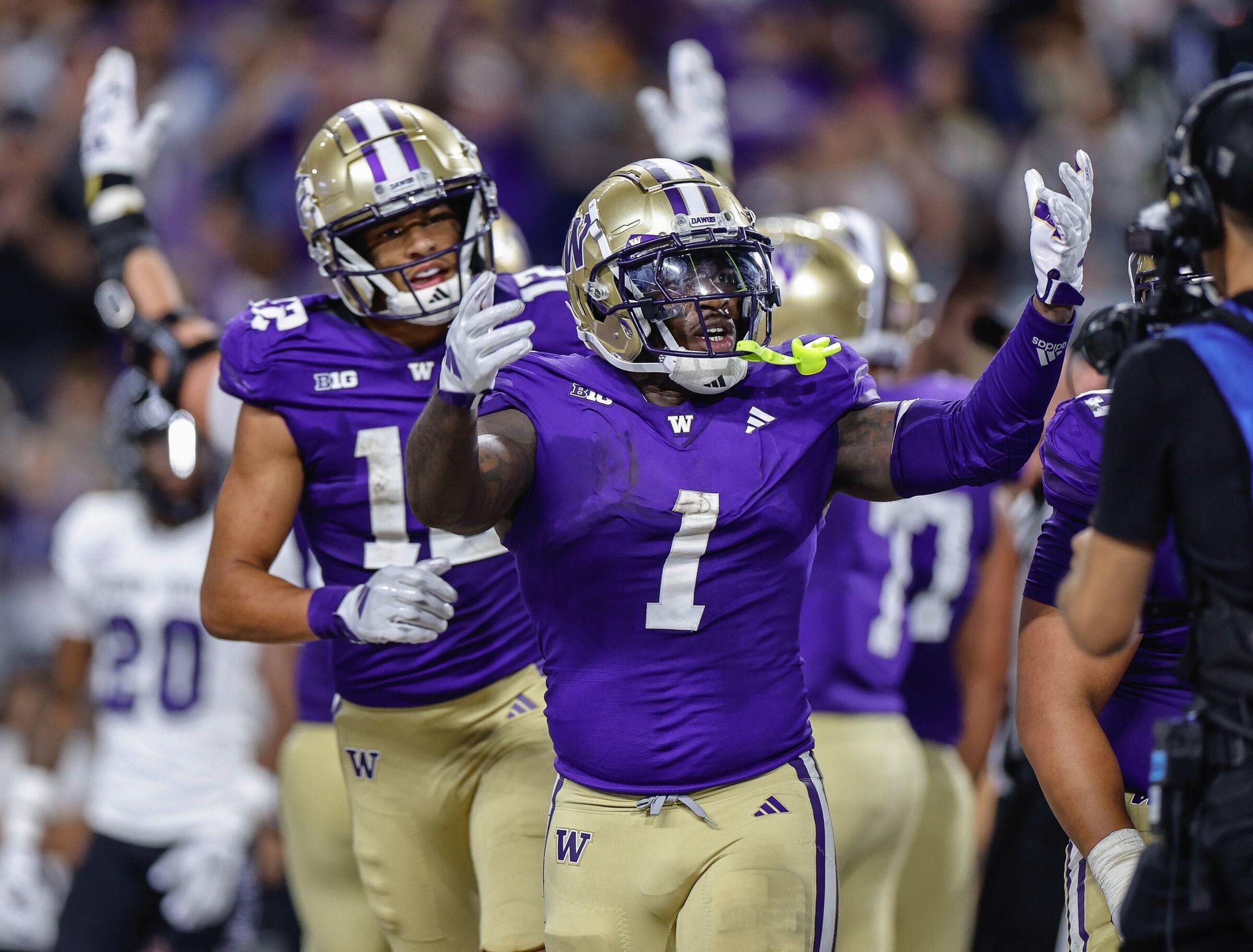 Husky Pride: The Heart Of UW Football