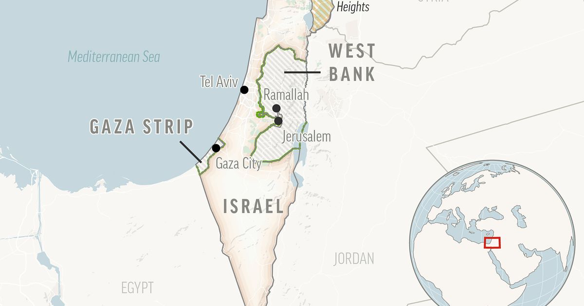 Un ataque israelí mata a cuatro palestinos que transportaban ayuda humanitaria a un hospital de Gaza. Israel afirma que los hombres estaban armados.