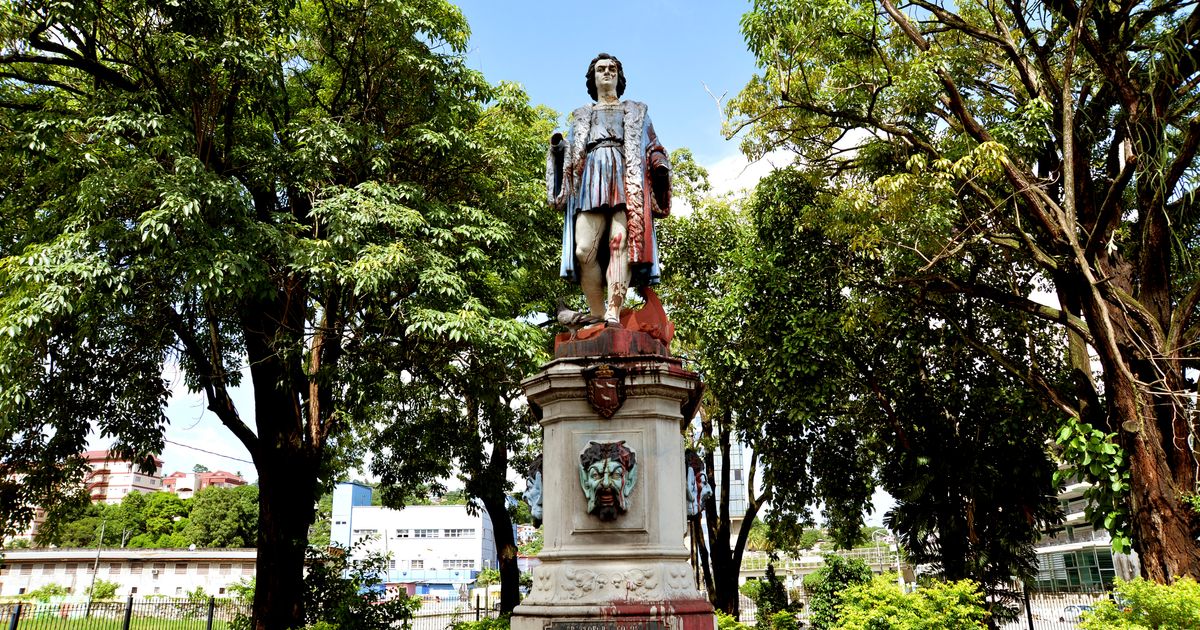 Trinidad y Tobago aborda el colonialismo en un debate sobre estatuas, señales y monumentos de su pasado