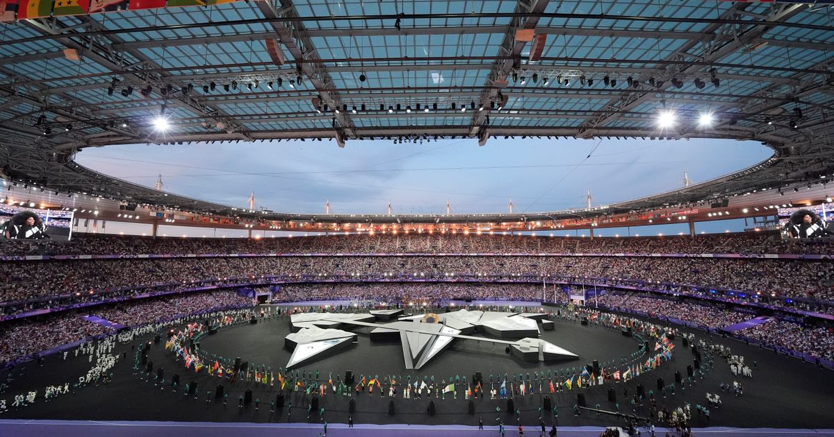 Paris is closing out the 2024 Olympics with a final starstudded show