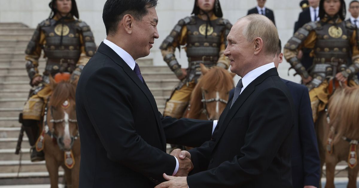 Mongolia ignora una orden internacional de arresto contra Putin y le da una bienvenida con alfombra roja