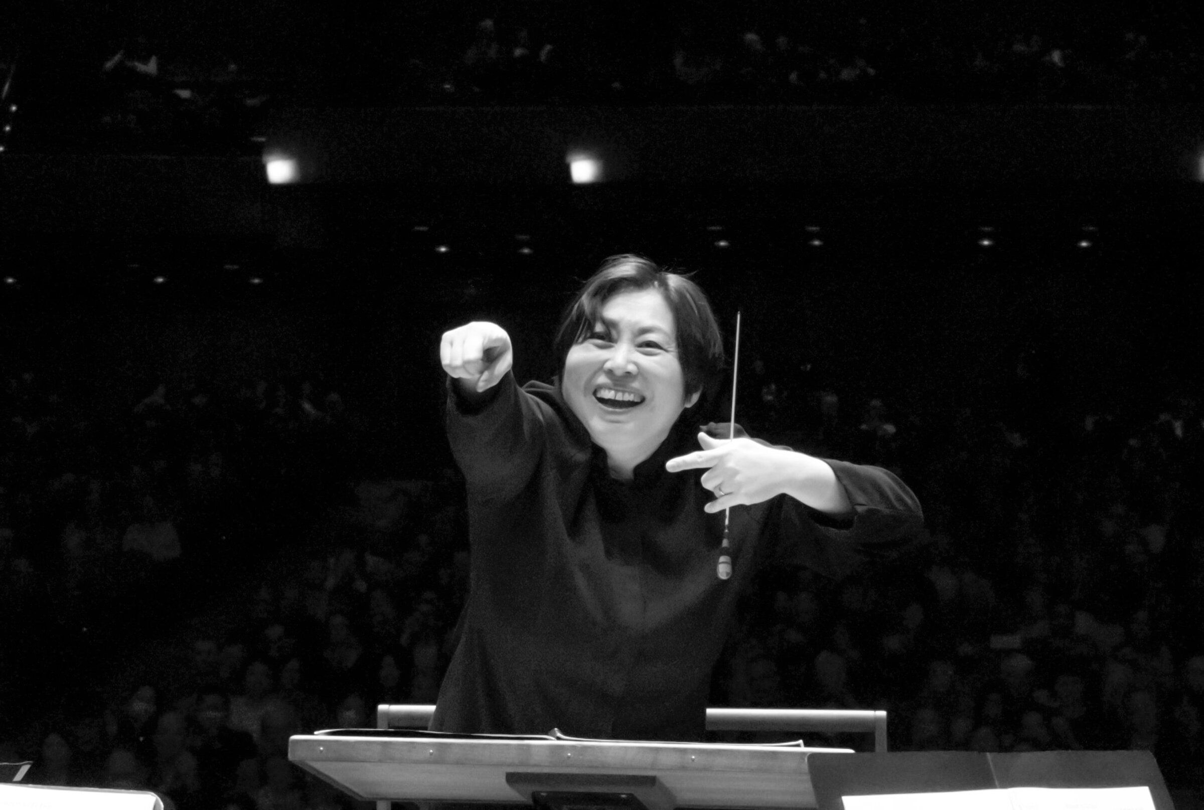 Seattle Symphony names Xian Zhang as its new music director | The