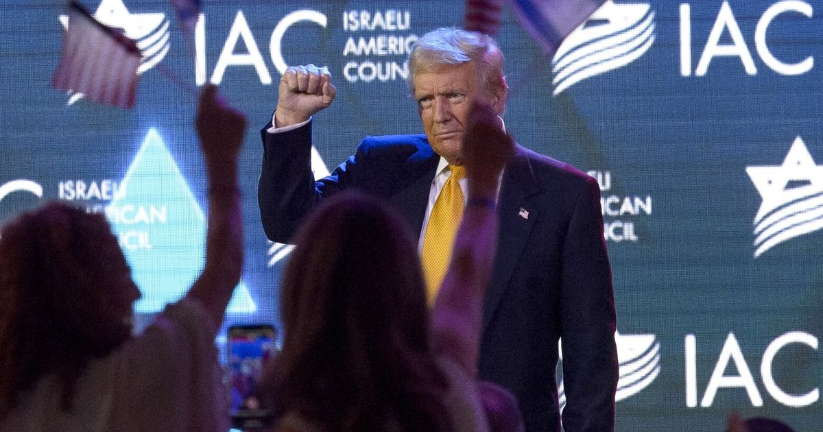 At D.C. event, Trump vows to bring back travel ban, bar Gaza refugees ...