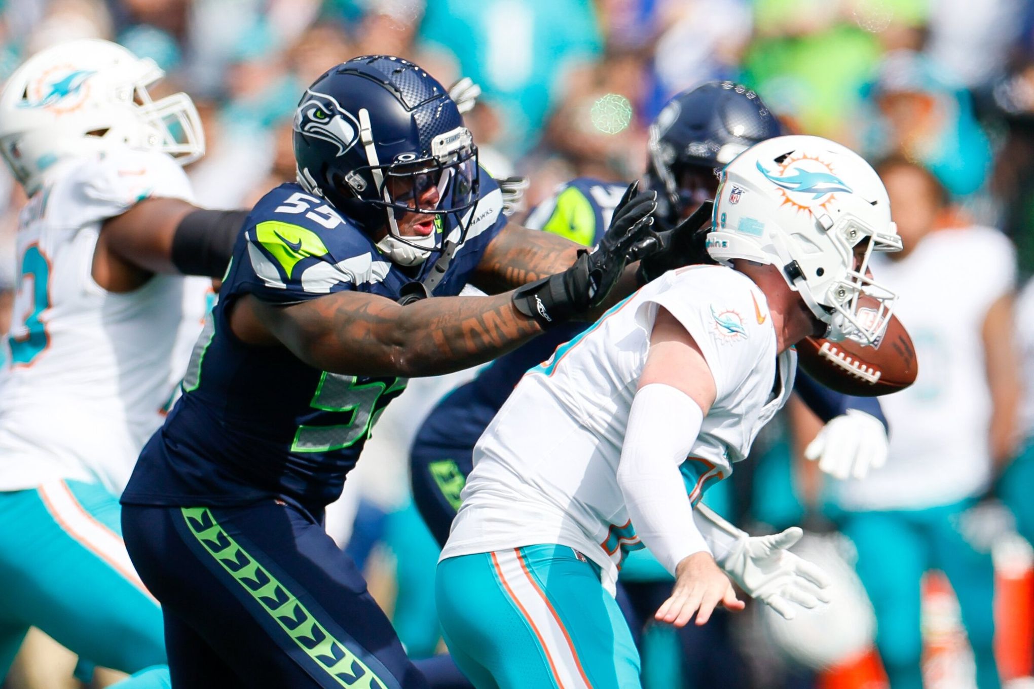 Reporter Bob Condotta hands out grades as Seahawks beat Dolphins, improve  to 3-0 | Analysis | The Seattle Times