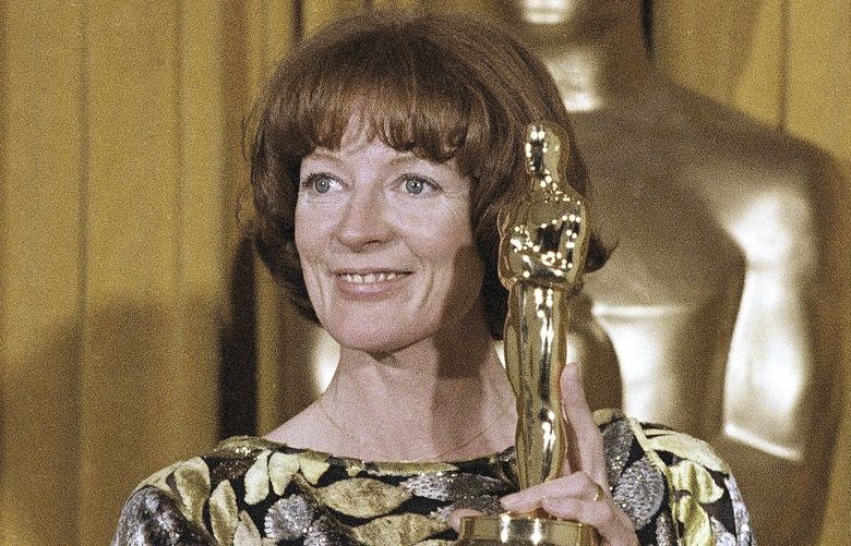 Maggie Smith, scene-stealing actor famed for Harry Potter and ‘Downton ...