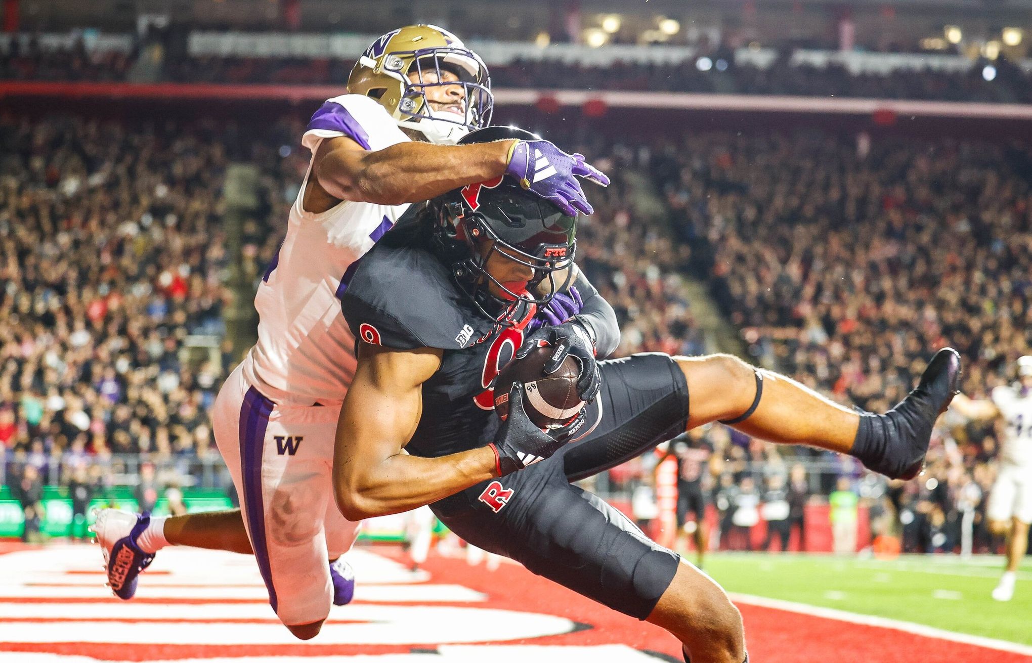 Friday Knight Lights- Rutgers beats Washington 21-18 3 Rutgers Ian Strong
