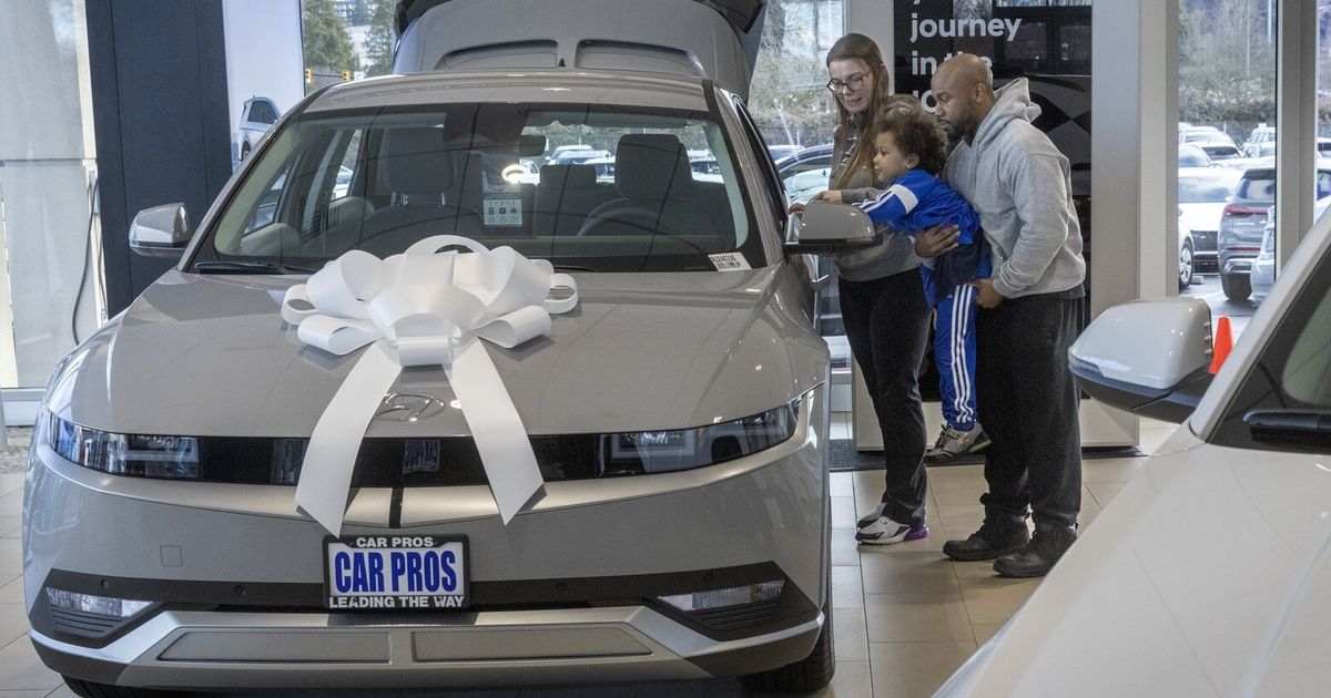 Get ’em while you can: WA set to run out of EV rebates next month