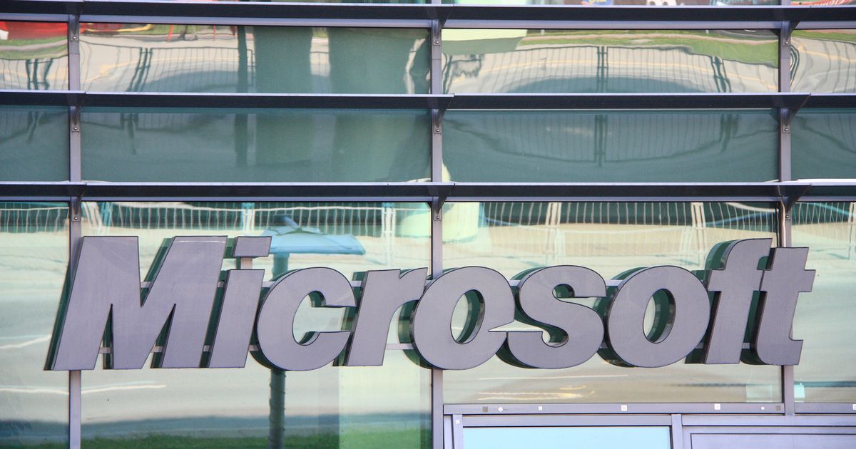 Microsoft pays more than $300 million to buy its Silicon Valley campus ...