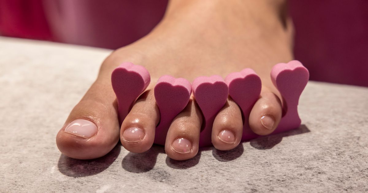 Protest by Pedicure: How Nail Salons Lift Morale in Ukraine