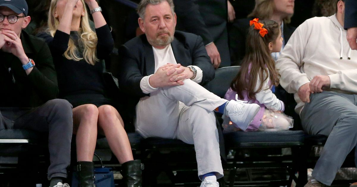 Judge dismisses an assault lawsuit against Knicks owner James Dolan and Harvey Weinstein