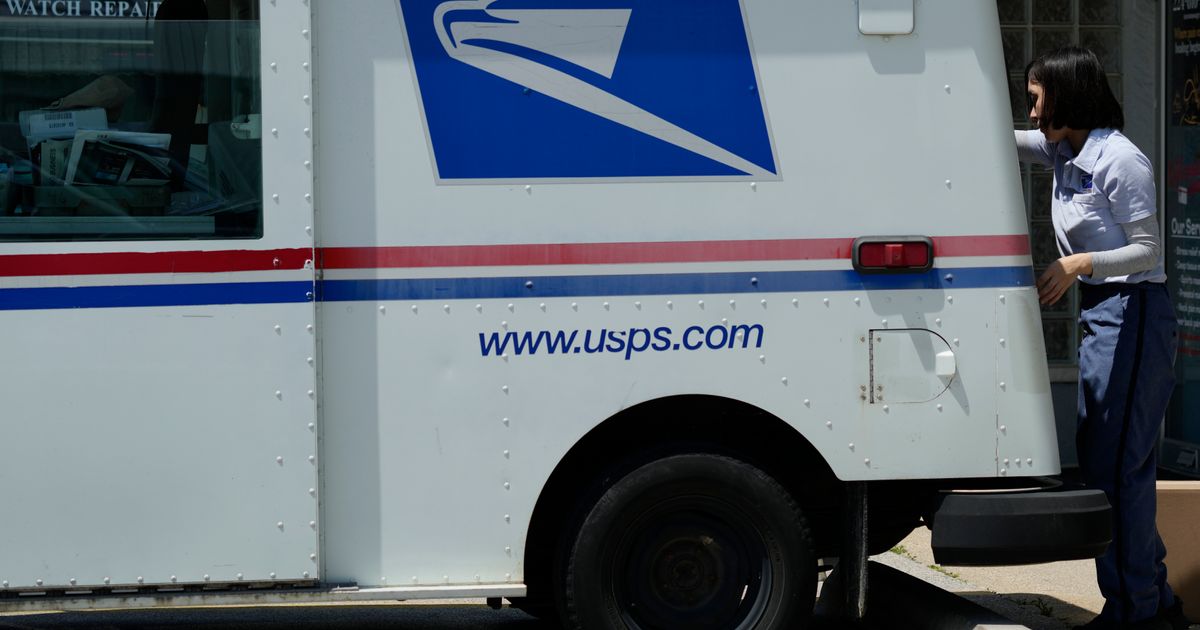 US Postal Service squeeze on shipping consolidators could raise consumer costs