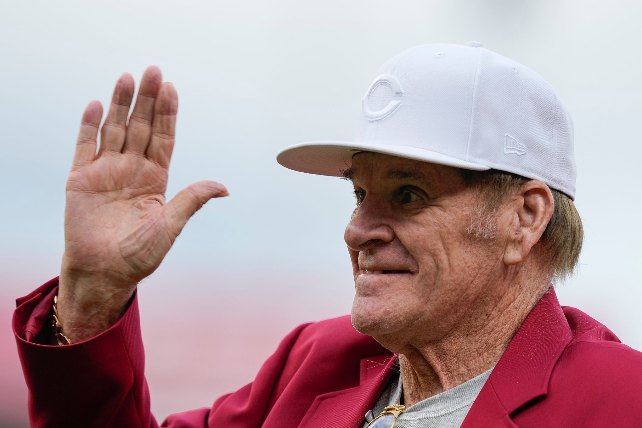 Pete Rose, baseball's banned hits leader, has died at 83