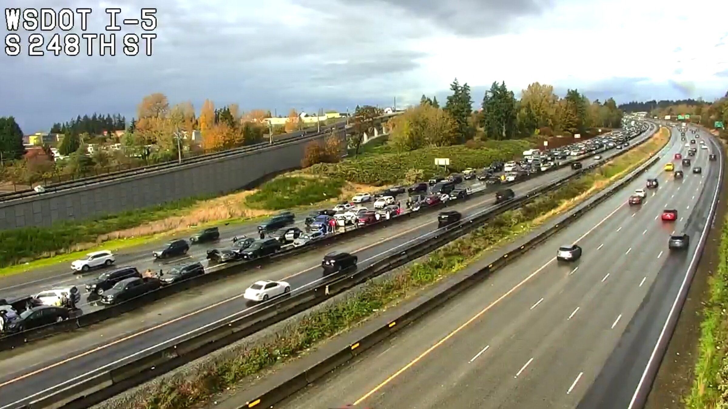 After 45-car pileup in Kent, I-5 reopens; no serious injuries