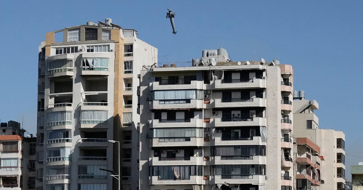 In Beirut, a photographer’s frozen moments slow down time and allow the contemplation of destruction