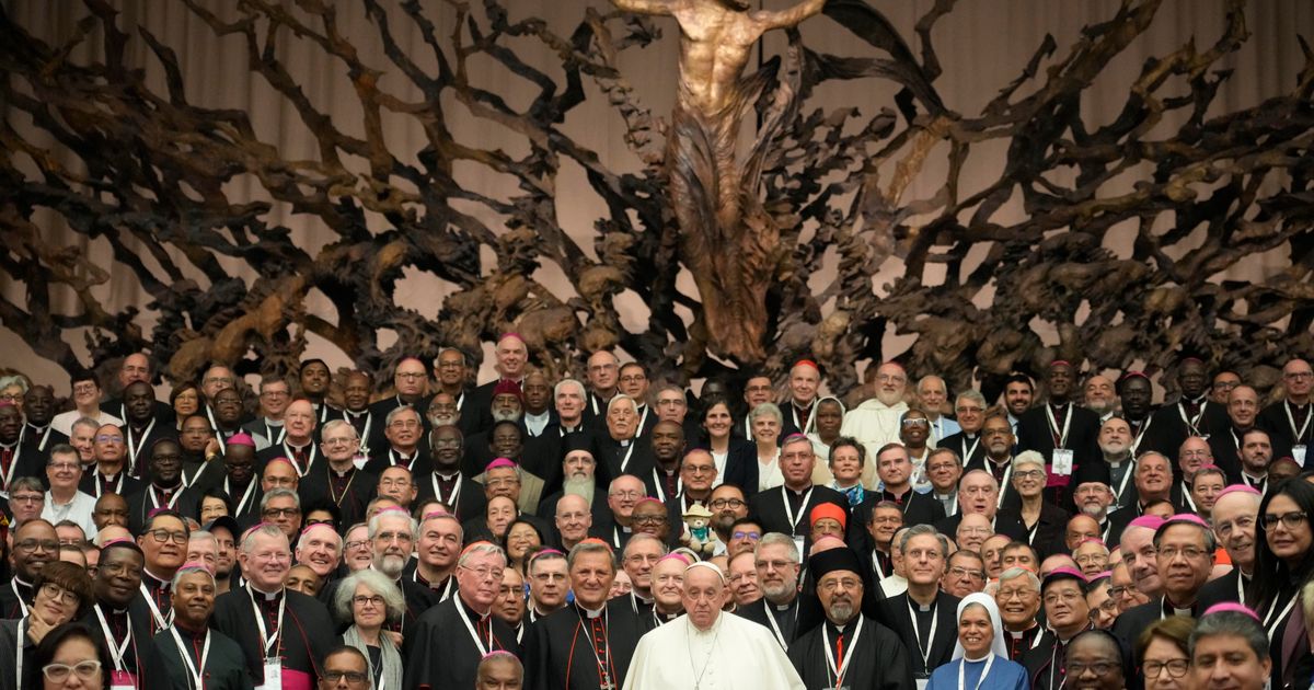 Pope Francis’ Catholic church reform process ends without giving more equity to women