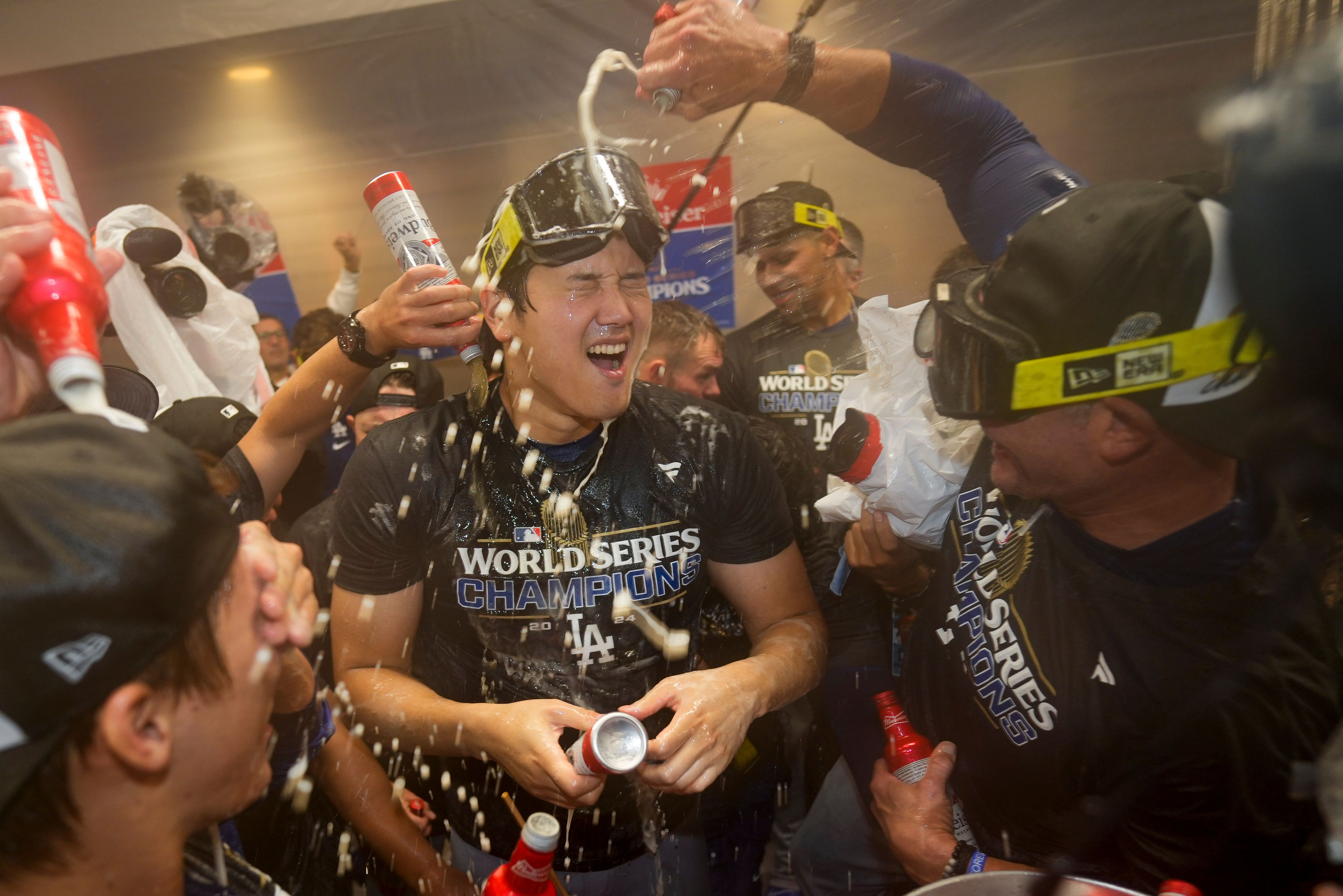 Japan celebrates as Shohei Ohtani, Yoshinobu Yamamoto win World