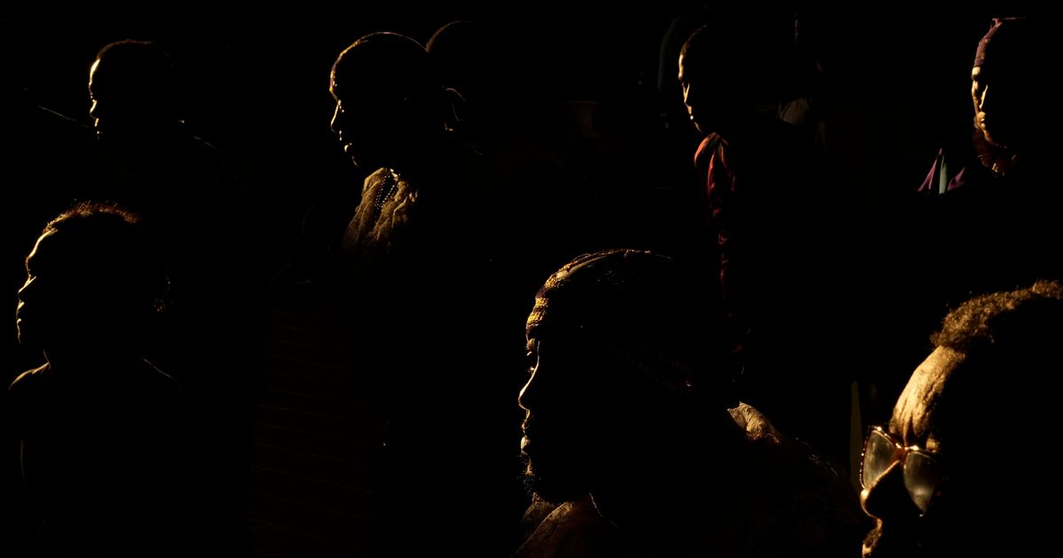 In annual religious pilgrimage, Panamanians crawl to reach the Black Christ of Portobelo