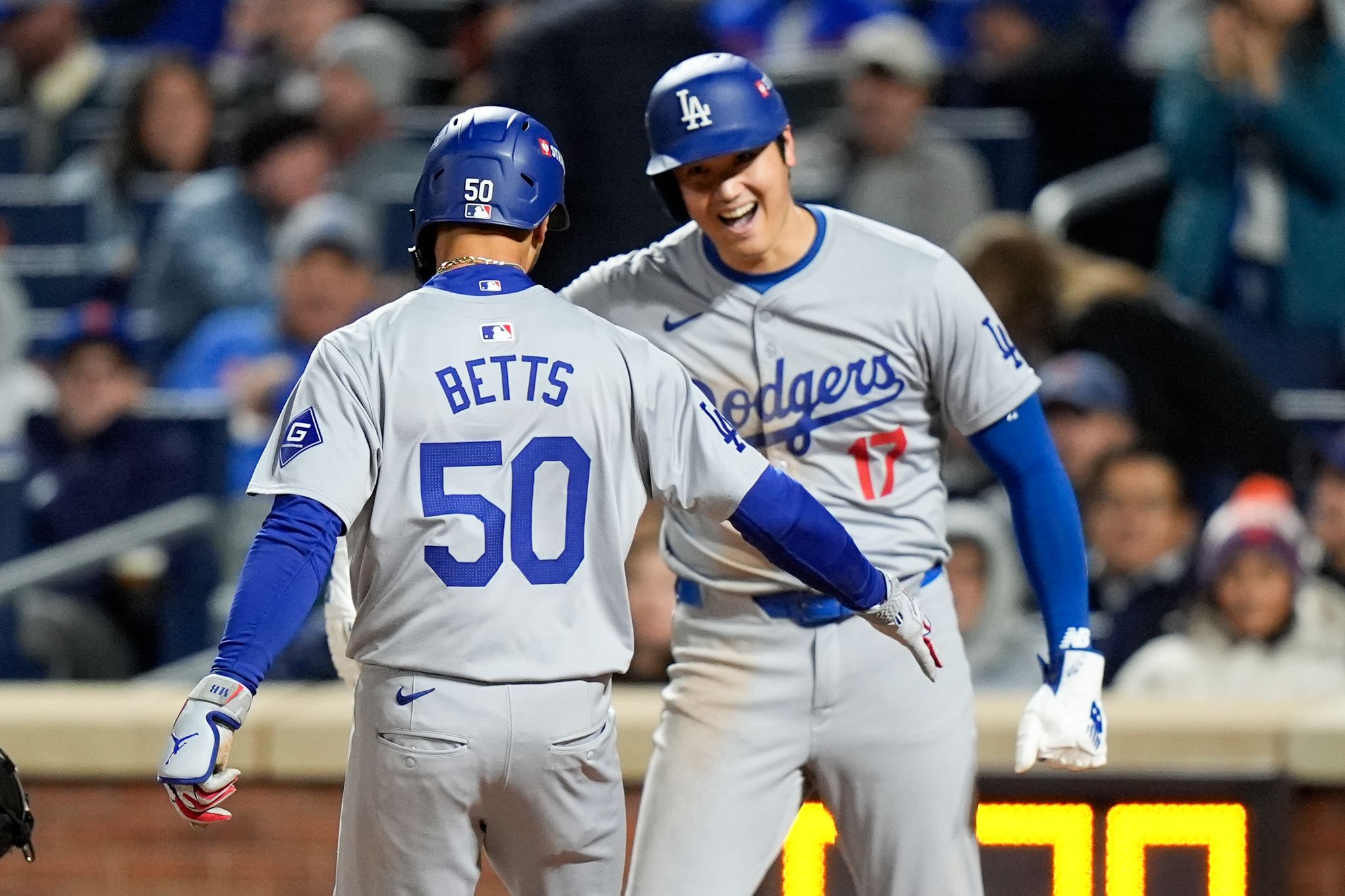 Ohtani and Betts lead Dodgers to latest blowout of Mets for 3-1 