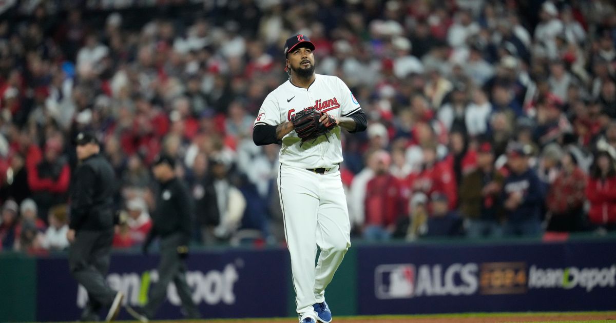 Cleveland closer Clase stumbles again as Yankees score 2 runs in ninth