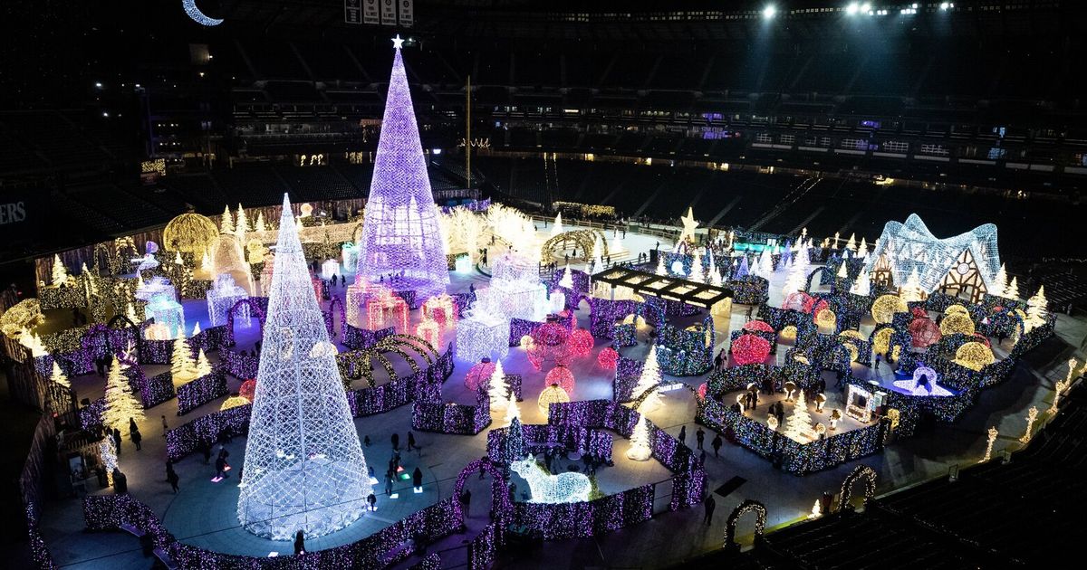 How to save on Seattle holiday events in 2024