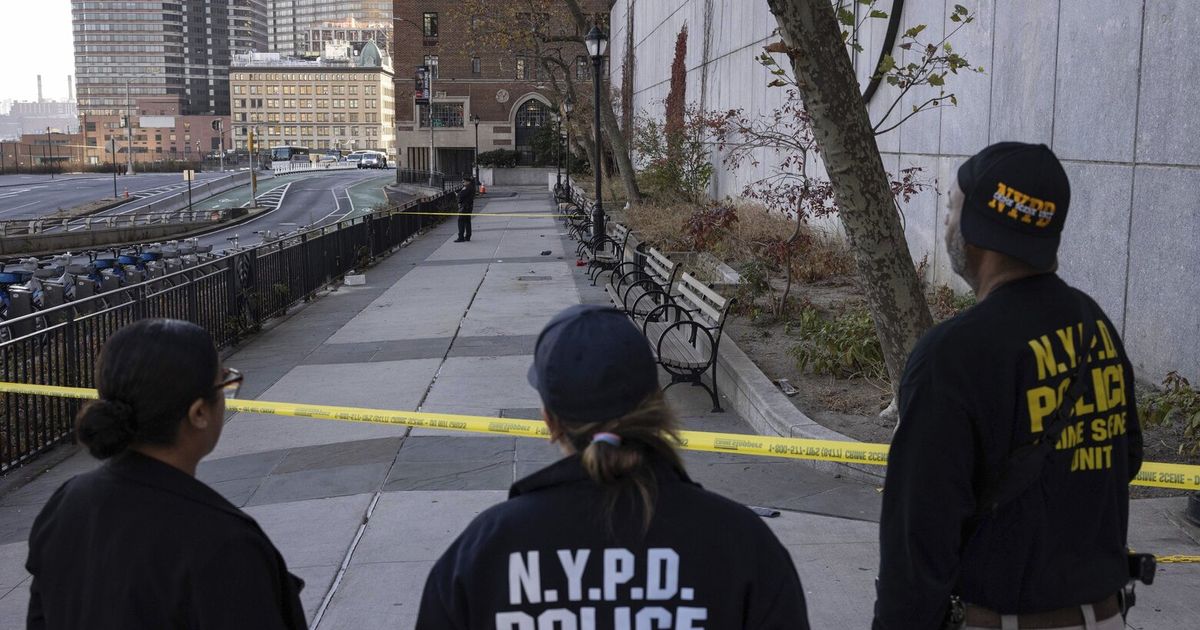 51-year-old man is charged with murder after 3 are stabbed in New York ...