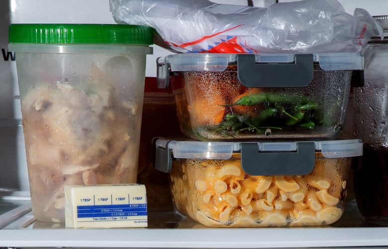 Leftover Thanksgiving dinner and, according to federal guidelines, most refrigerated leftovers – including cooked turkey; gravy; traditional sides like stuffing, mashed potatoes and green beans; and desserts like pumpkin pie – should be consumed within three to four days. (Eric Helgas/The New York Times) XNYT0329 XNYT0329