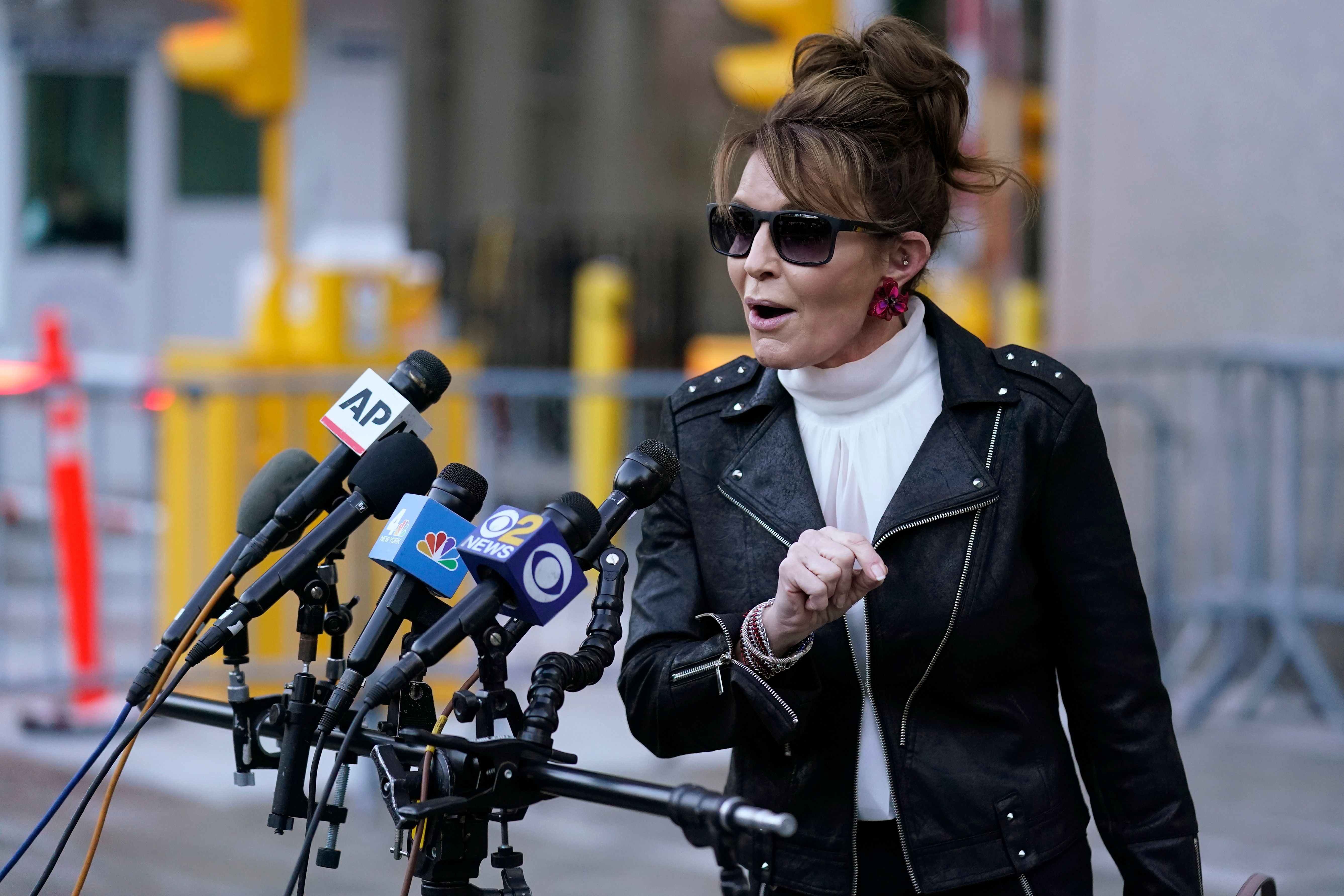 Judge sets April trial date for Sarah Palins libel claim against The New York Times