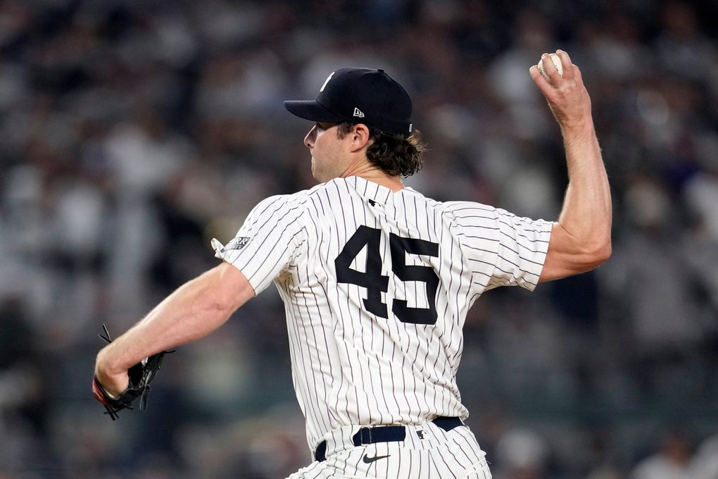 Yanks ace Gerrit Cole gives up right to opt out, stays with New York rather  than become free agent | The Seattle Times