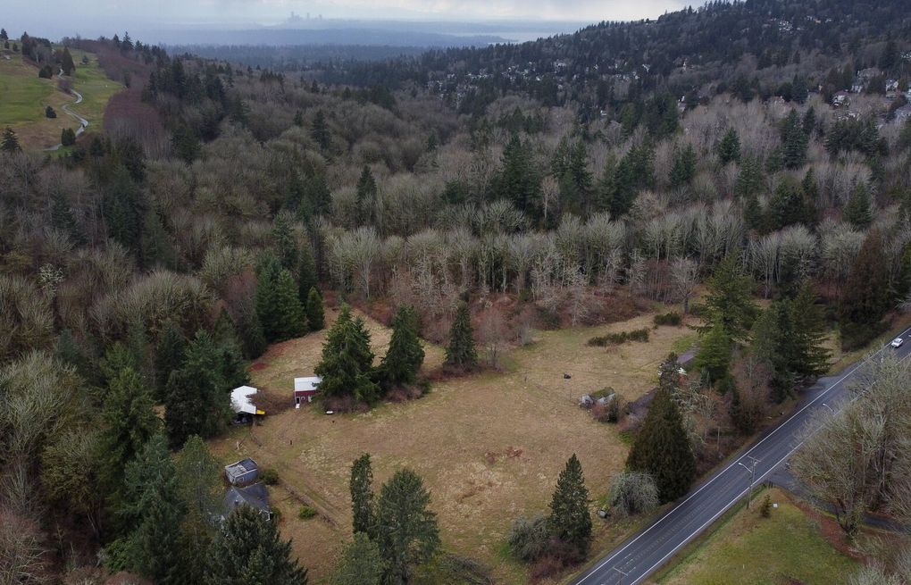 Bellevue buys 12 acres, ending push to use the property for new homes | The Seattle Times