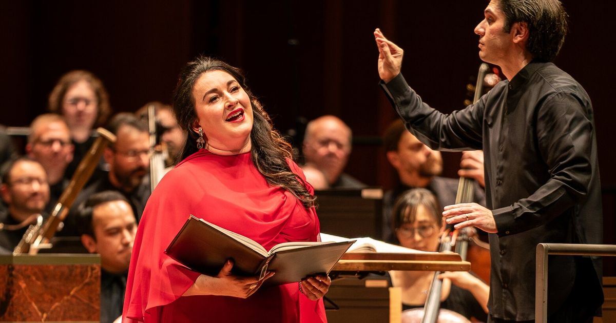 Seattle Symphony’s ‘Messiah’ an entrancing holiday masterpiece