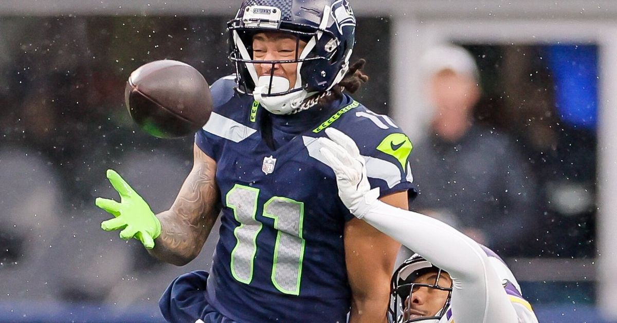 Seahawks’ playoff hopes take a dent in costly loss to Vikings