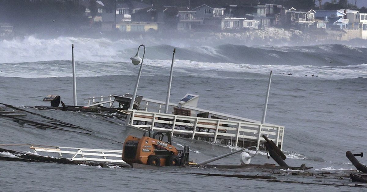 Major storm pounds California's central coast, blamed for man's death and partially collapsing pier | The Seattle Times