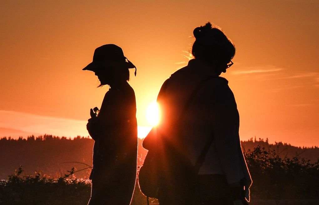 2025 forecast: Even daylight saving time becomes partisan