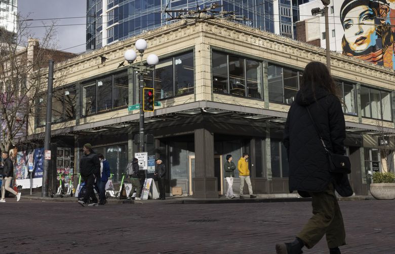 Starbucks abandons popular Seattle store near Pike Place Market 