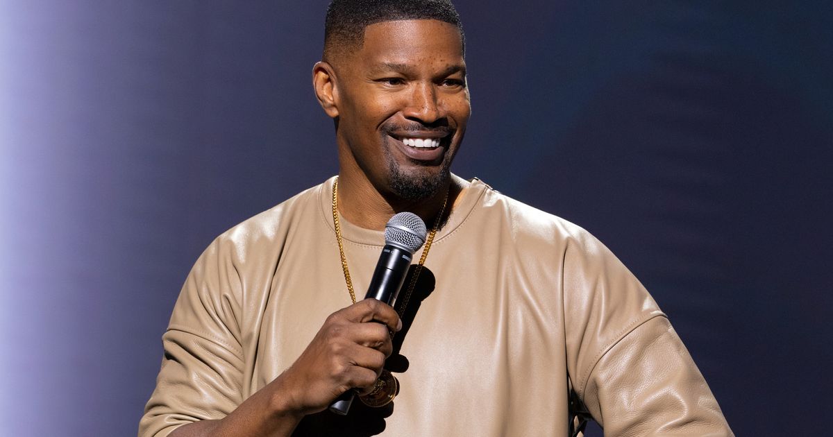 Actor Jamie Foxx requires stitches on his face after a glass was thrown at him during birthday dinner in Beverly Hills