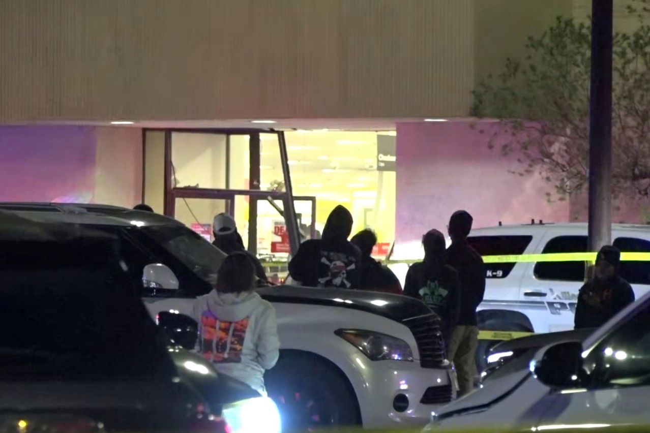 Fleeing motorist is dead after driving into Texas shopping mall and injuring 5